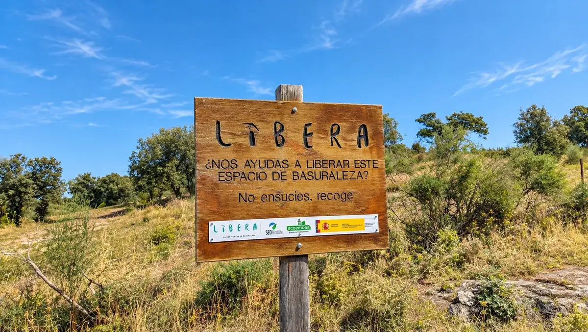 Cartel Libera Sierra de Gata