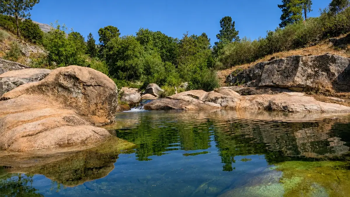 Piscina natural de Acebo, Jevero
