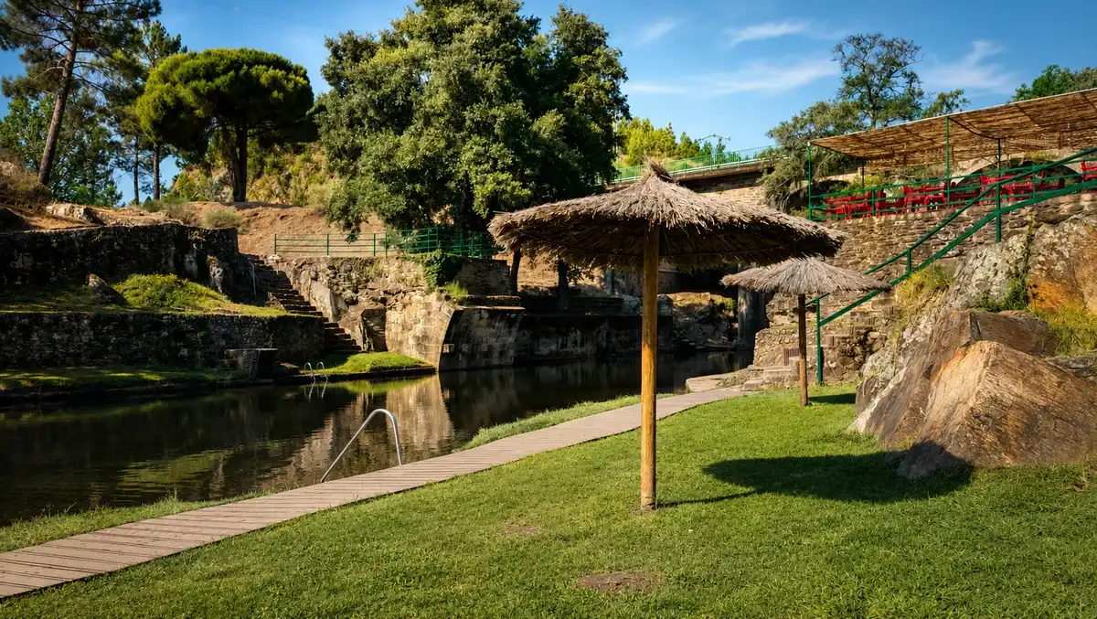 Piscina de Perales del Puerto