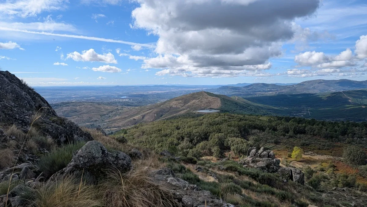Almenara, Gata