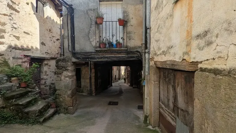 Pasajes de Torre de Don Miguel