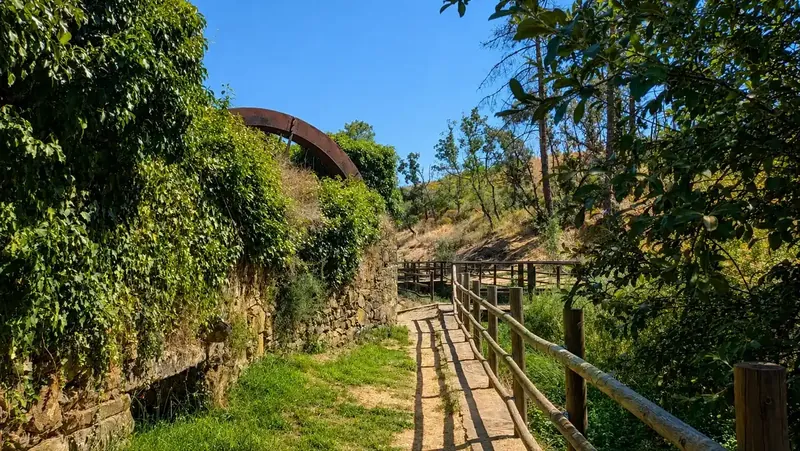 Molino piscina natural Torre de Don Miguel