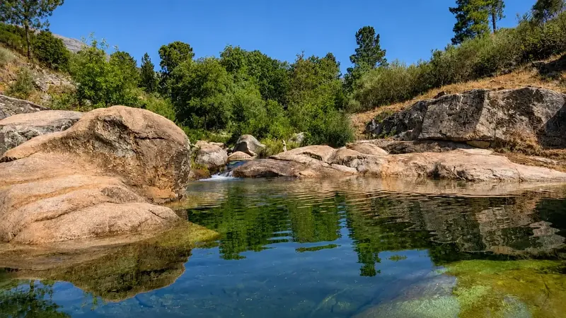 Piscina natural de Acebo, Jevero