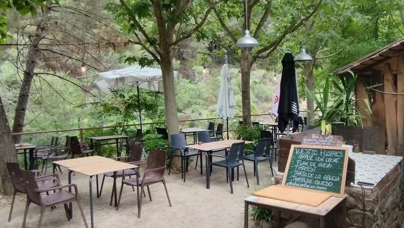 Restaurante en Piscina de Villasbuenas de Gata